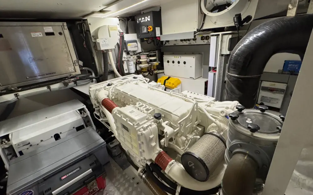 slider 40 Beneteau Grand Trawler 62