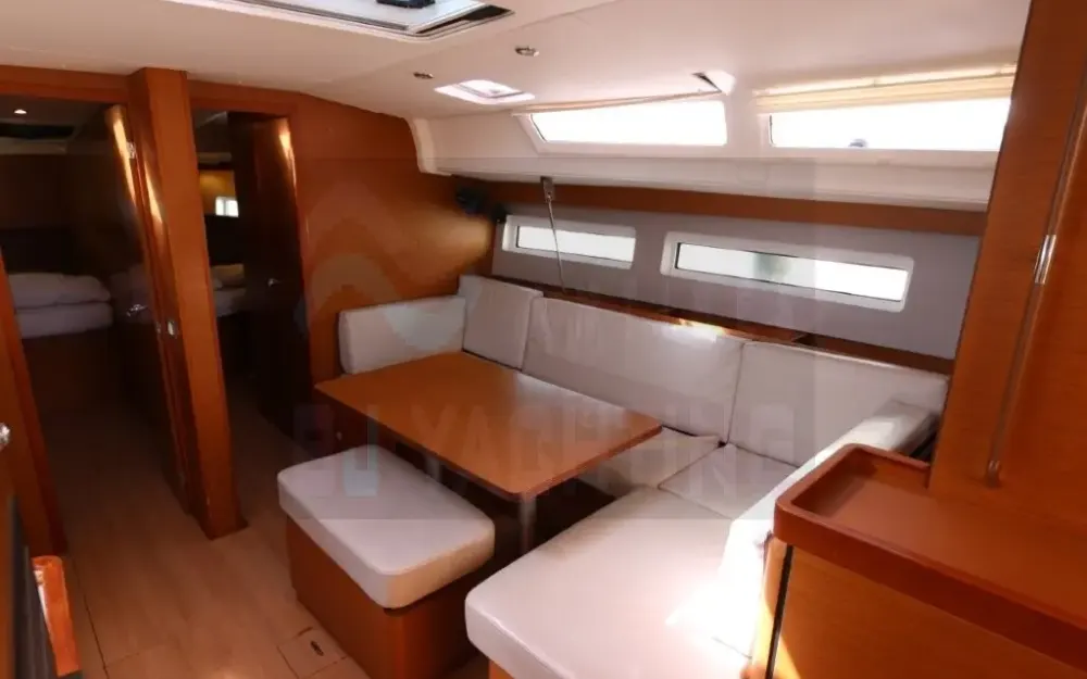 slider 8 Jeanneau Sun Odyssey 490