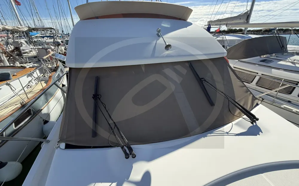 slider 12 Jeanneau Prestige 36