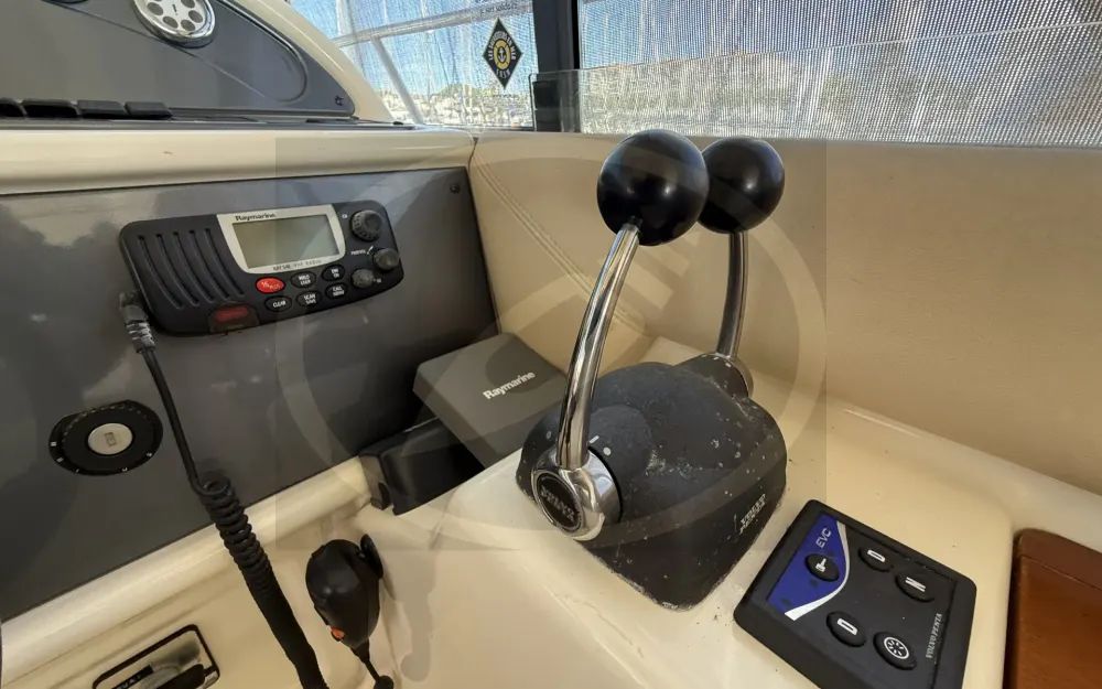 slider 21 Jeanneau Prestige 36