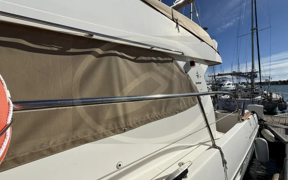 slider 8 Jeanneau Prestige 36
