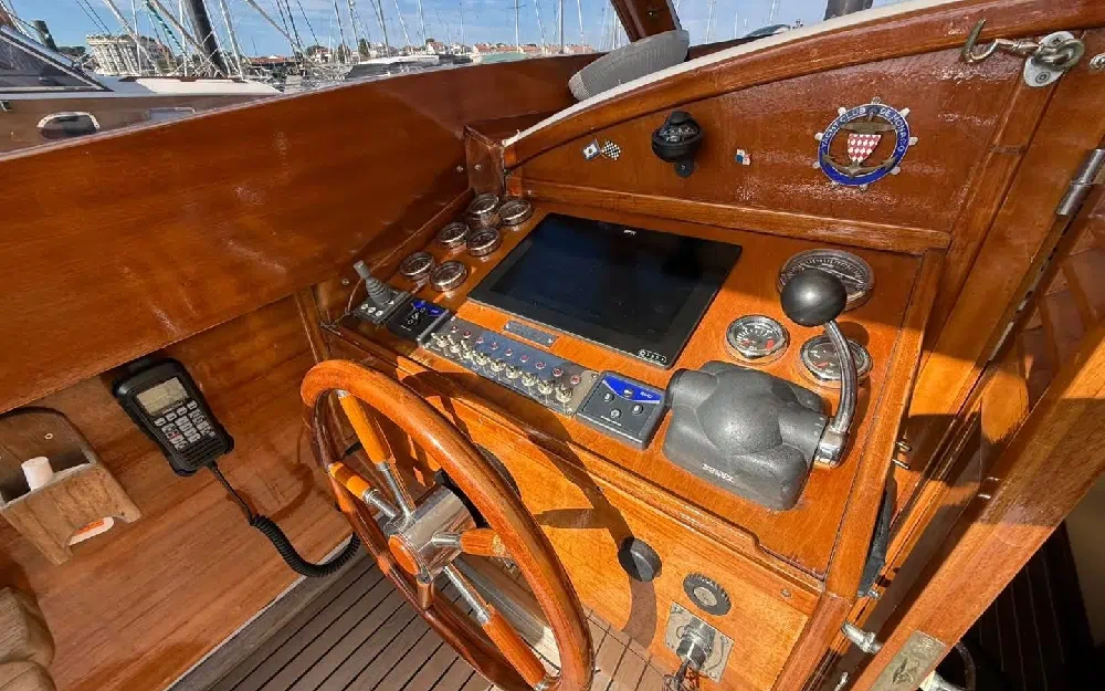 slider 19 Dubourdieu Classic Express