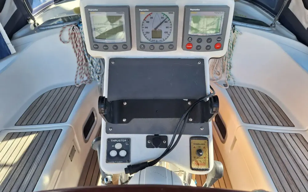 slider 11 Beneteau Oceanis 423Clipper