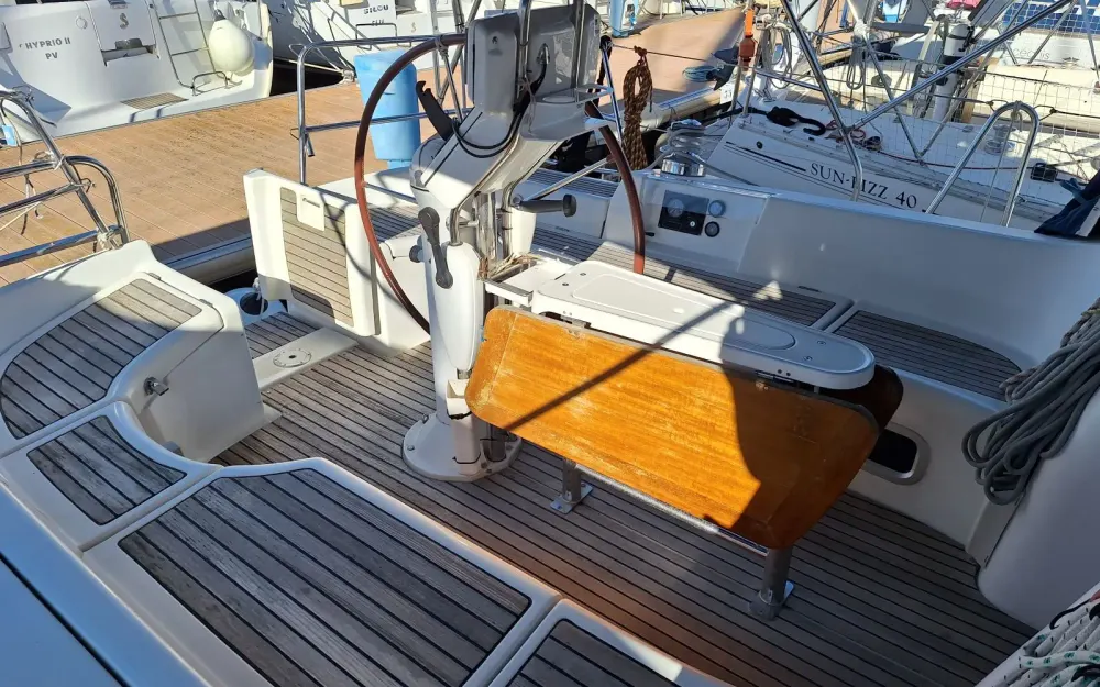 slider 1 Beneteau Oceanis 423Clipper