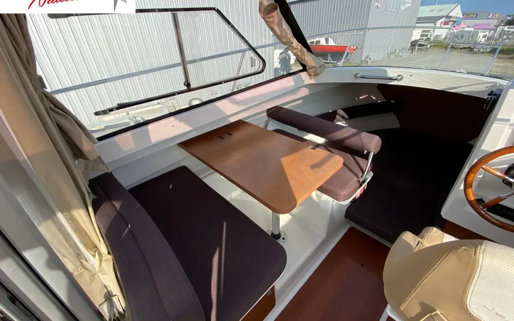 slider 14 Jeanneau Merry Fisher 645