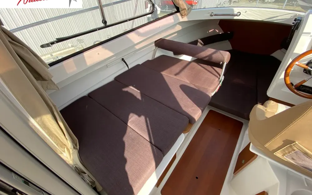 slider 25 Jeanneau Merry Fisher 645