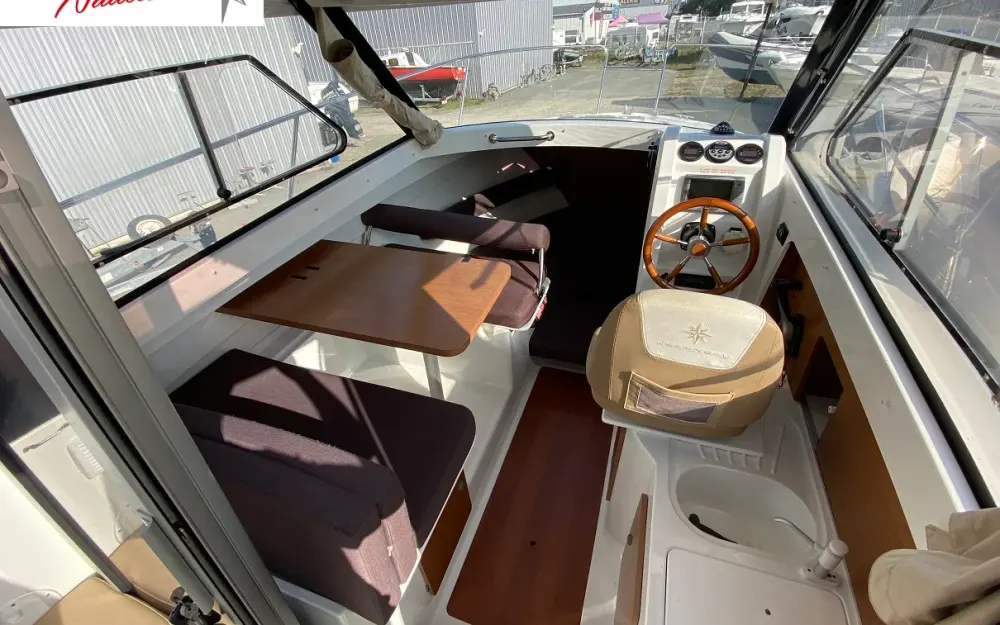 slider 3 Jeanneau Merry Fisher 645