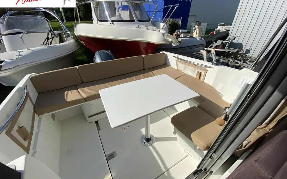 slider 5 Jeanneau Merry Fisher 645