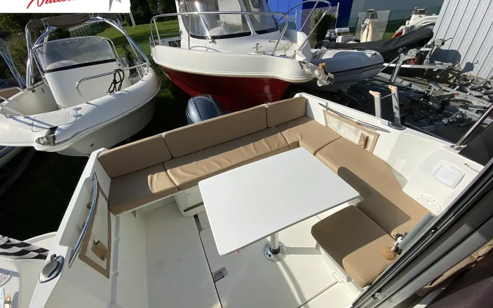 slider 6 Jeanneau Merry Fisher 645