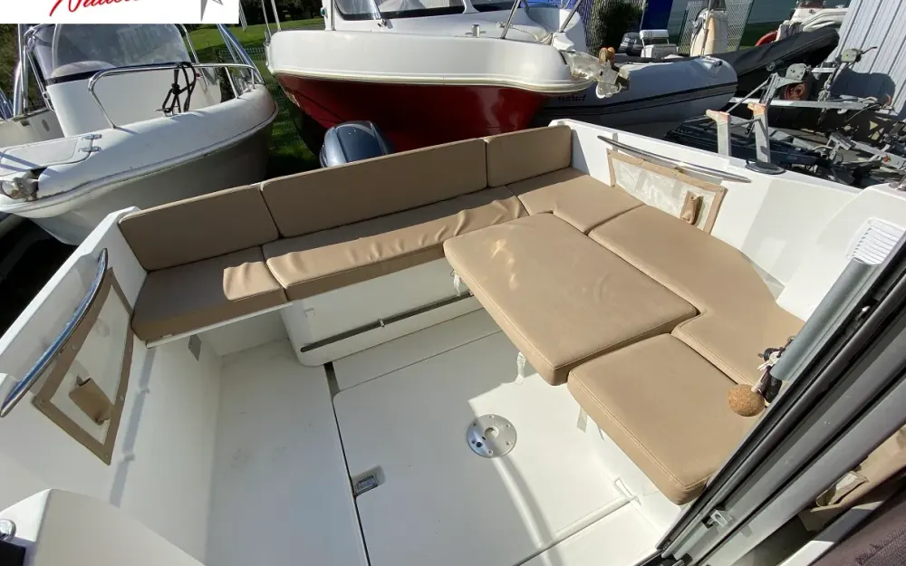 slider 8 Jeanneau Merry Fisher 645