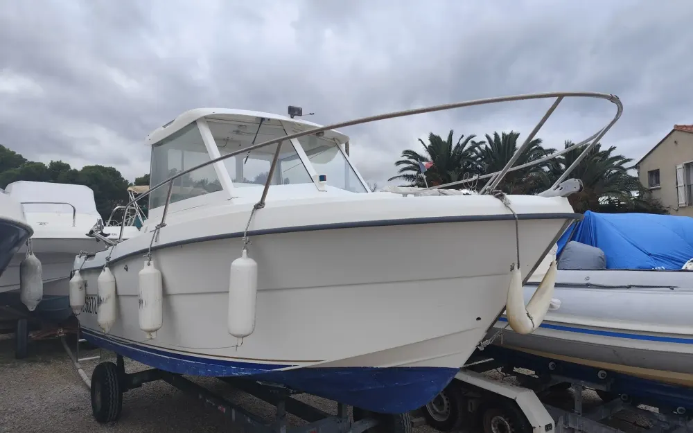 slider 0 Beneteau Antares 600 HB