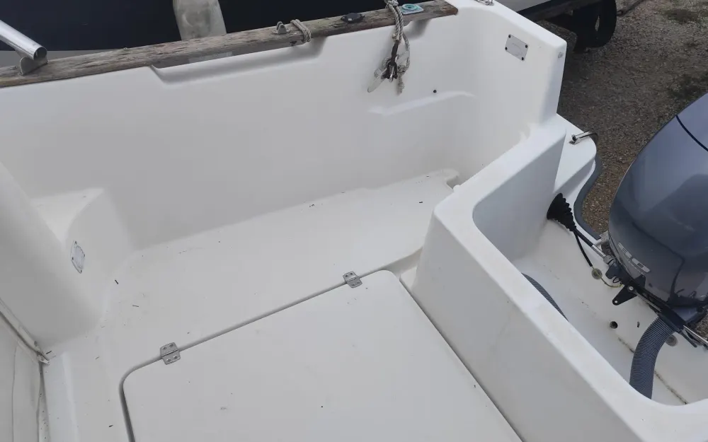 slider 6 Beneteau Antares 600 HB