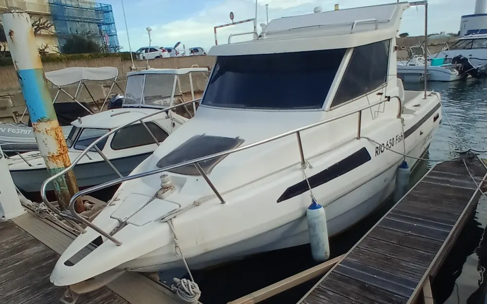 slider 0 Rio  650 Cabin Fish