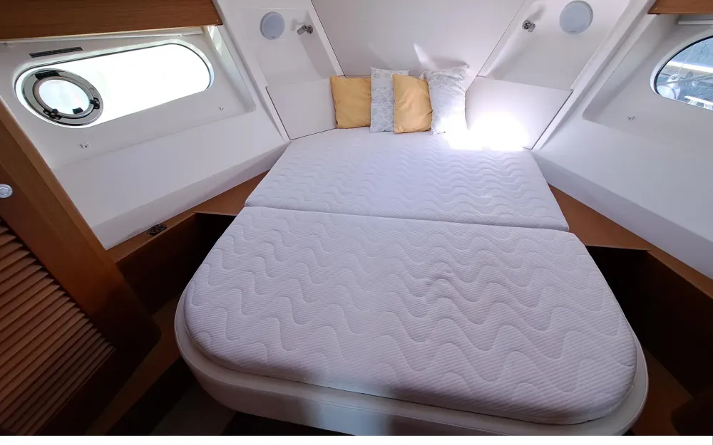 slider 14 Beneteau Swift Trawler 35