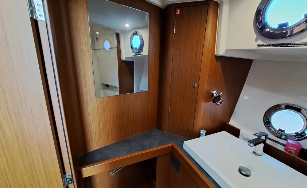 slider 18 Beneteau Swift Trawler 35