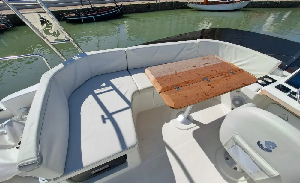 slider 22 Beneteau Swift Trawler 35