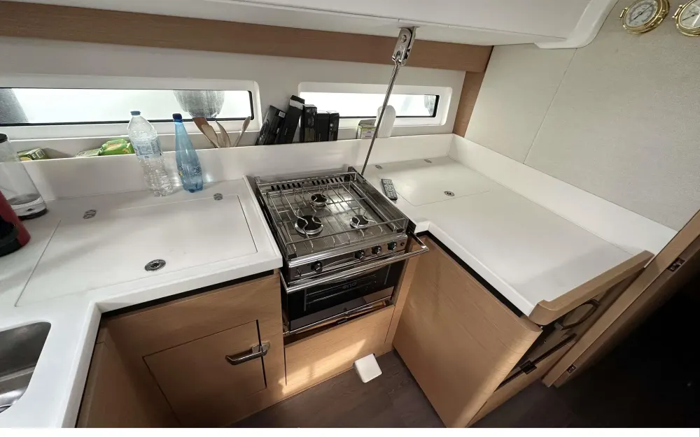 slider 18 Jeanneau Sun Odyssey 490 Performance