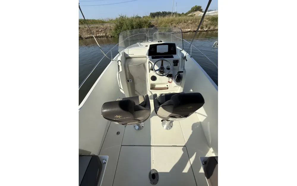 slider 2 Jeanneau Cap Camarat 7.5 CC