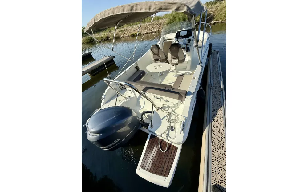 slider 4 Jeanneau Cap Camarat 7.5 CC