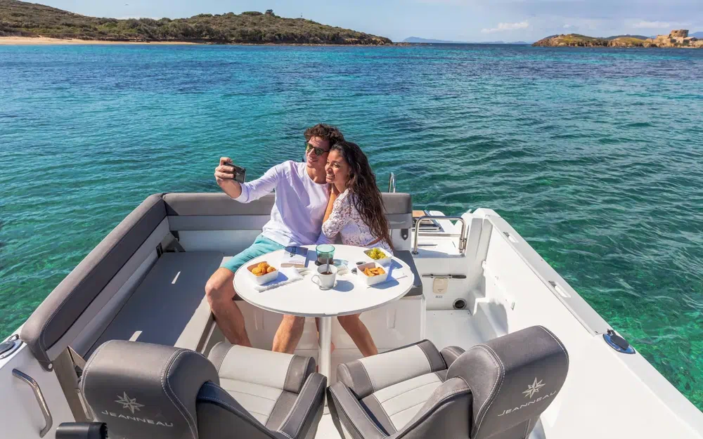 slider 2 Jeanneau Cap Camarat 6.5 CC