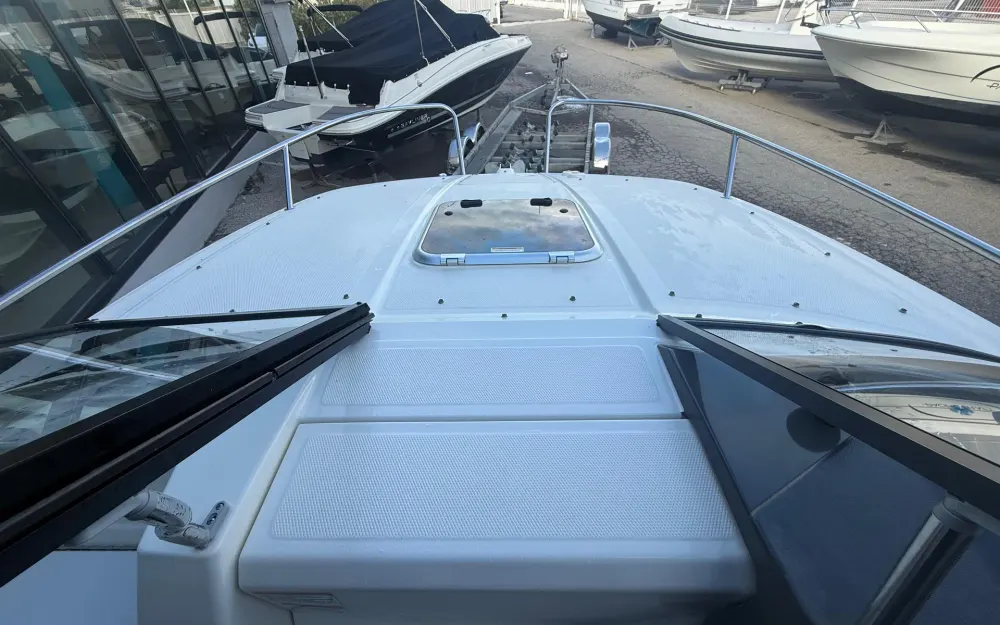 slider 8 Bayliner VR5 Cuddy OB