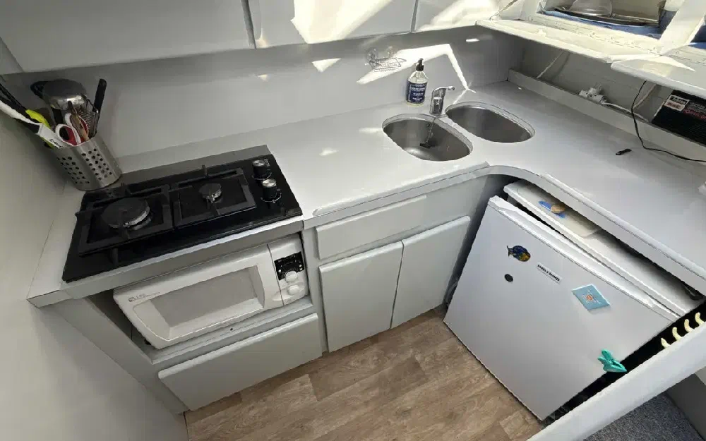 slider 11 Guy Couach  1201