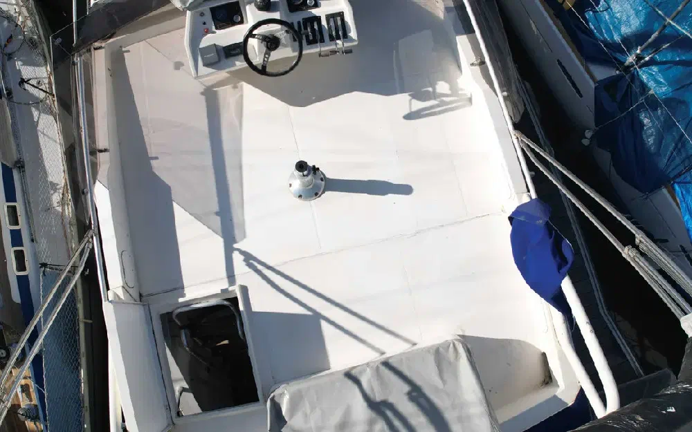 slider 4 Guy Couach  1201