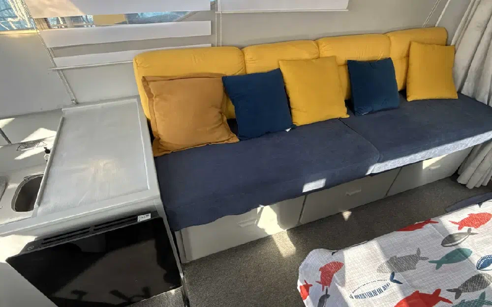 slider 8 Guy Couach  1201