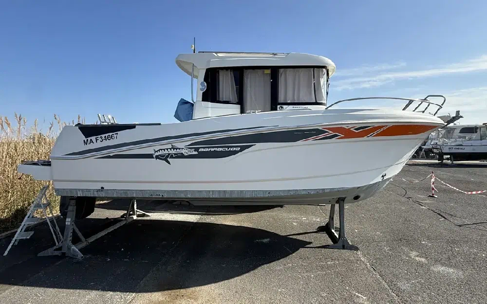 slider 0 Beneteau Barracuda 7