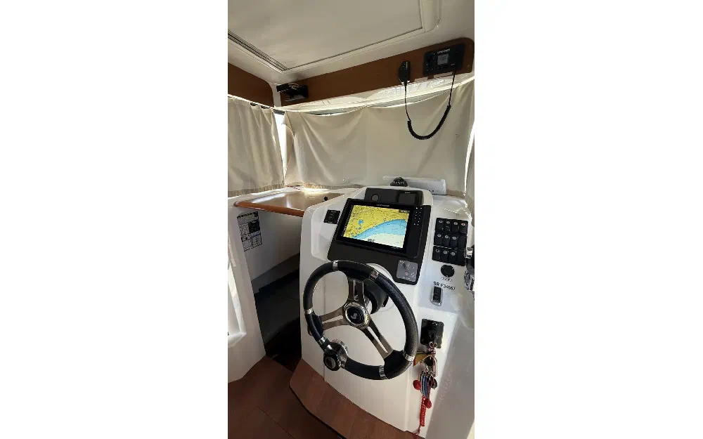 slider 3 Beneteau Barracuda 7