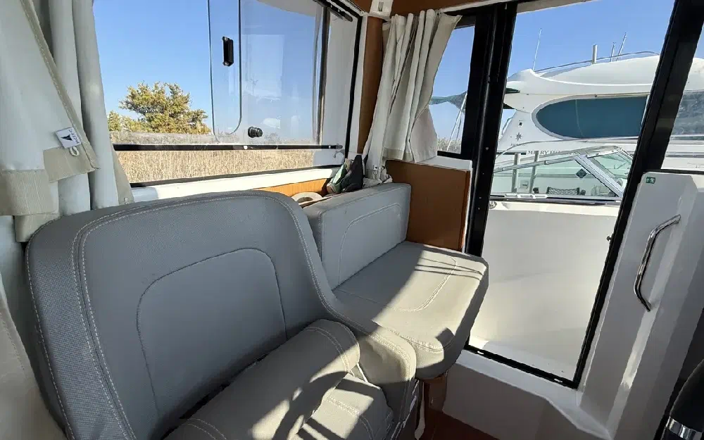 slider 4 Beneteau Barracuda 7