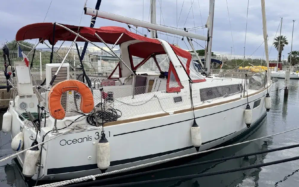slider 0 Beneteau Oceanis 35.1