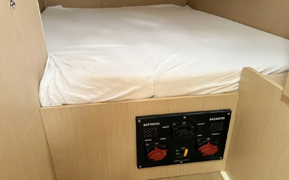 slider 32 Beneteau Oceanis 35.1