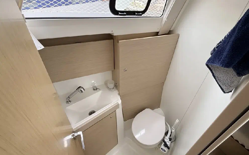 slider 33 Beneteau Oceanis 35.1