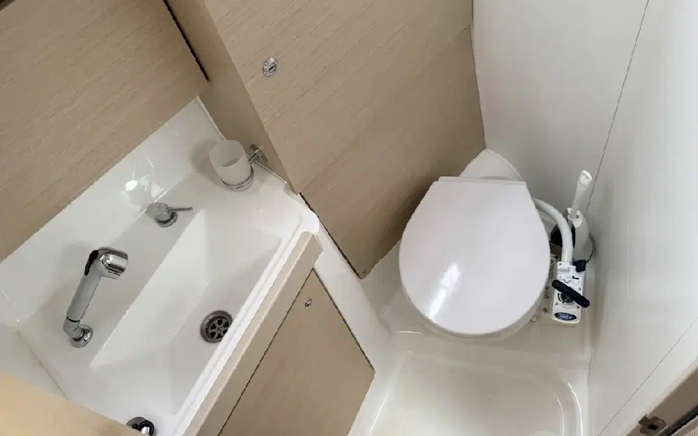 slider 34 Beneteau Oceanis 35.1