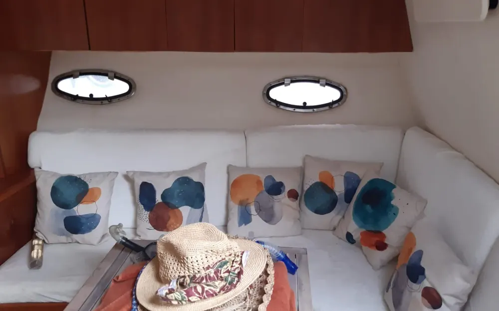 slider 16 Sunseeker Travado 40