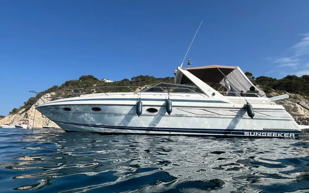 slider 27 Sunseeker Travado 40