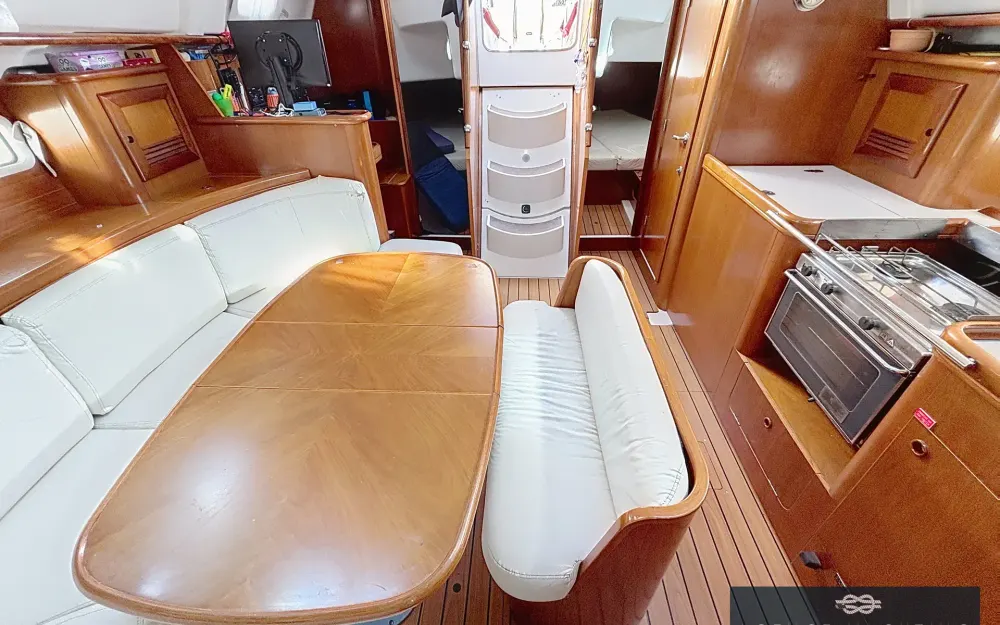 slider 10 Beneteau Oceanis 411