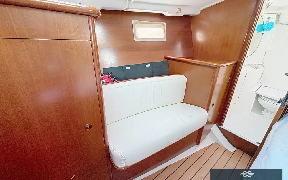 slider 12 Beneteau Oceanis 411