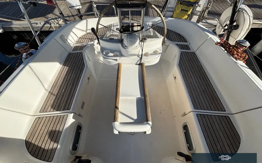 slider 36 Beneteau Oceanis 411