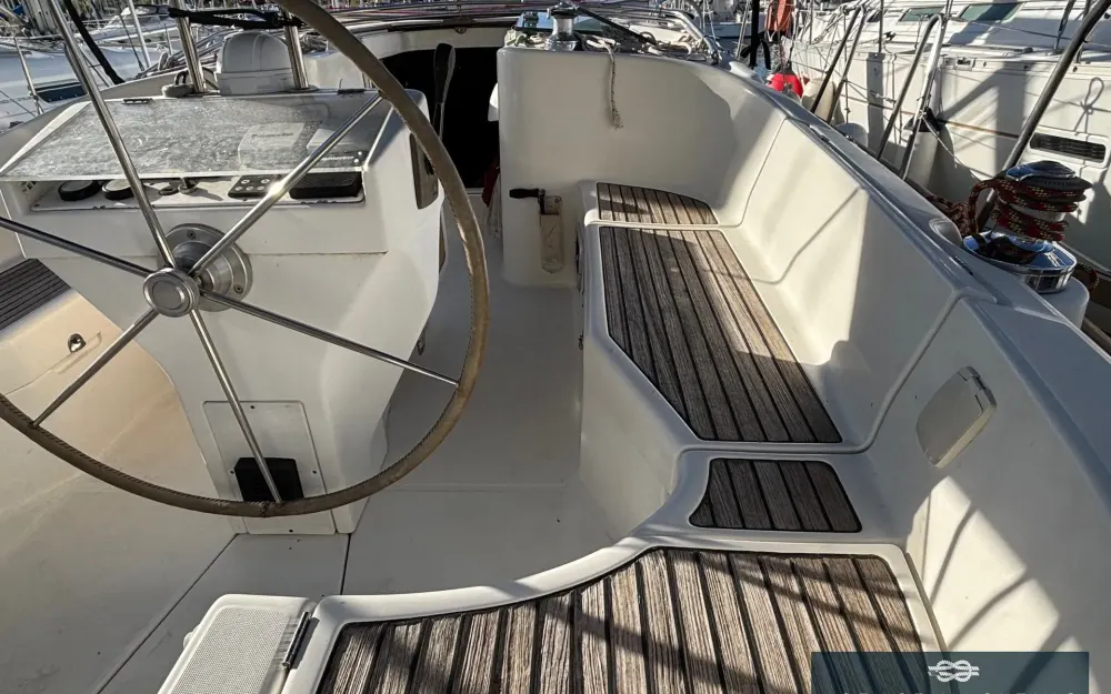 slider 38 Beneteau Oceanis 411