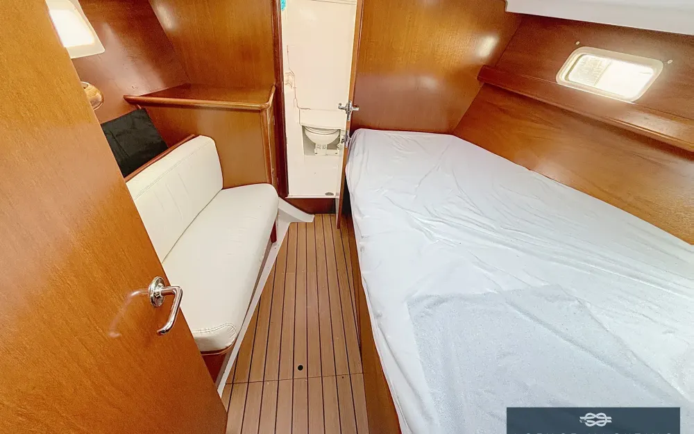 slider 4 Beneteau Oceanis 411