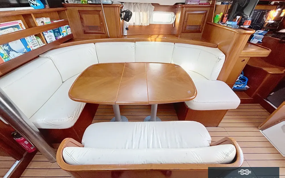 slider 5 Beneteau Oceanis 411