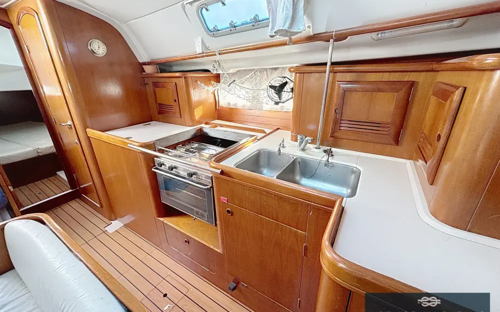 slider 6 Beneteau Oceanis 411