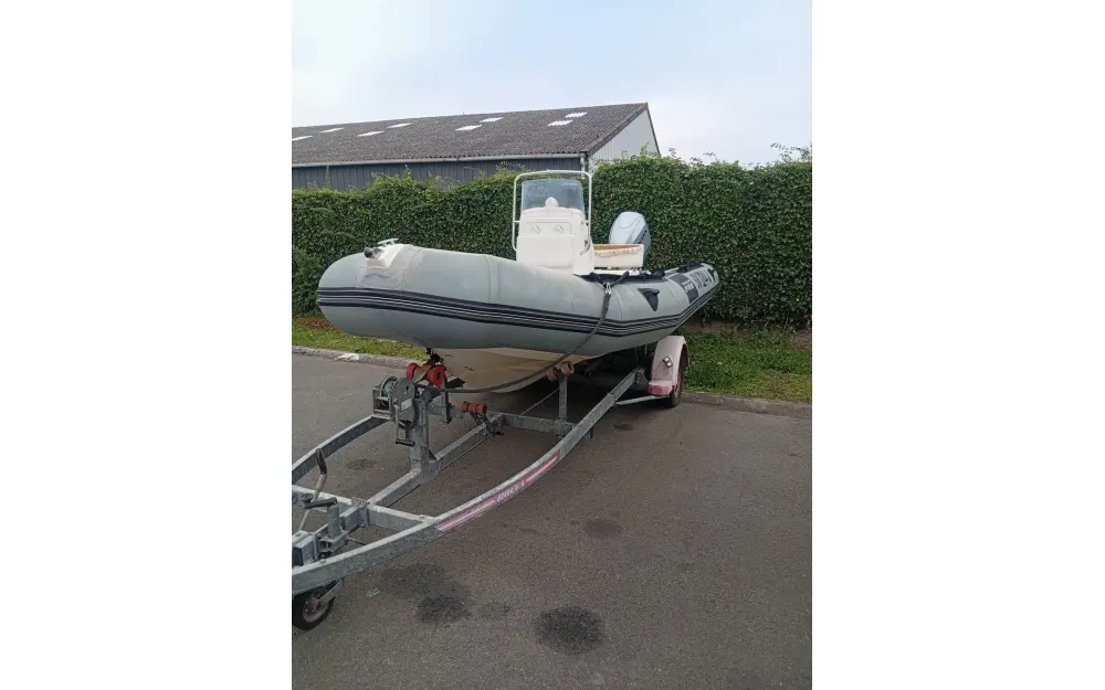 slider 0 Zodiac Pro 12 Man