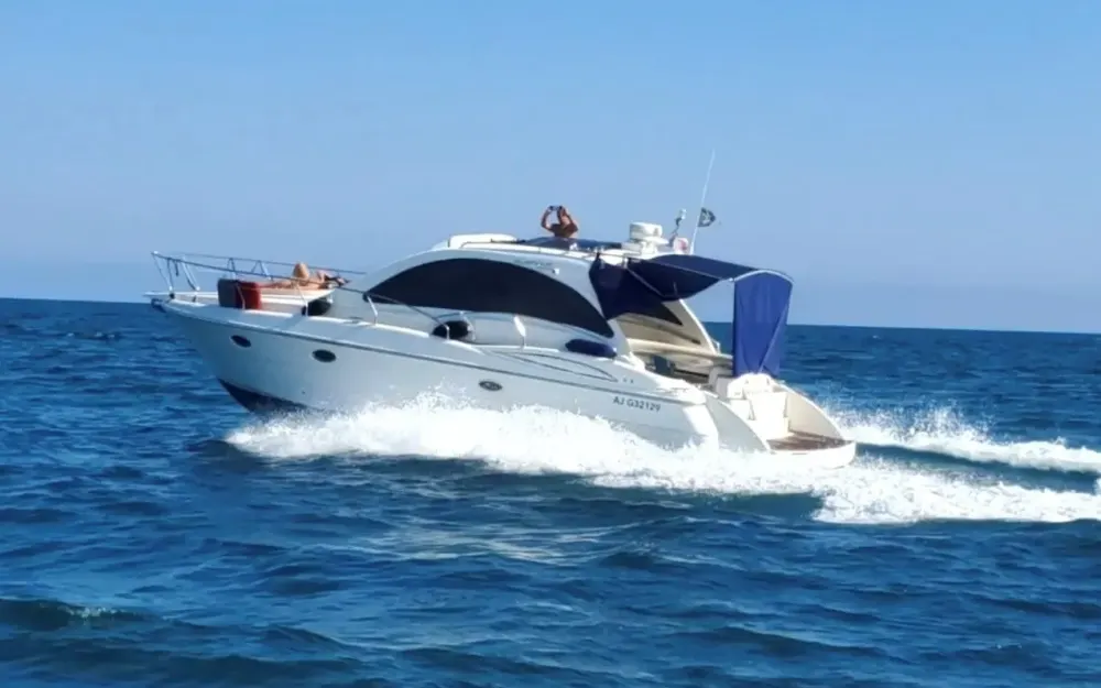 slider 0 Moa Technica Platinum 40