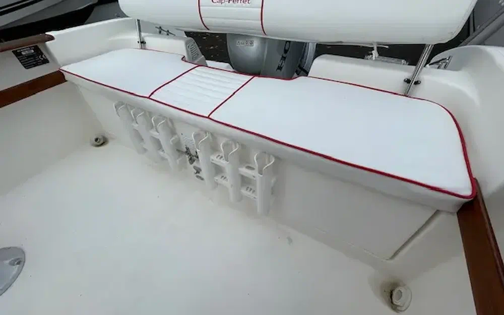 slider 12 B2 Marine Cap Ferret 550