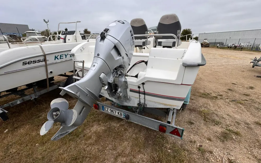 slider 7 B2 Marine Cap Ferret 550