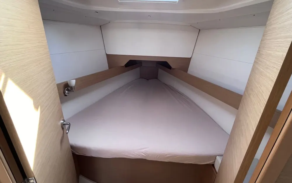 slider 14 Jeanneau Sun Odyssey 349