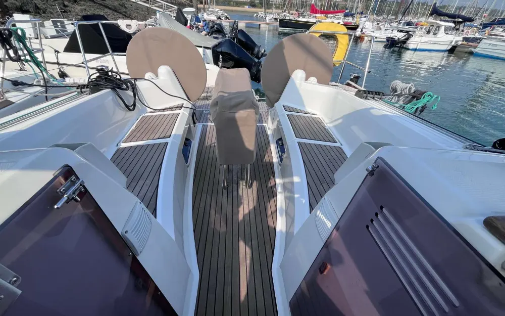 slider 7 Jeanneau Sun Odyssey 349